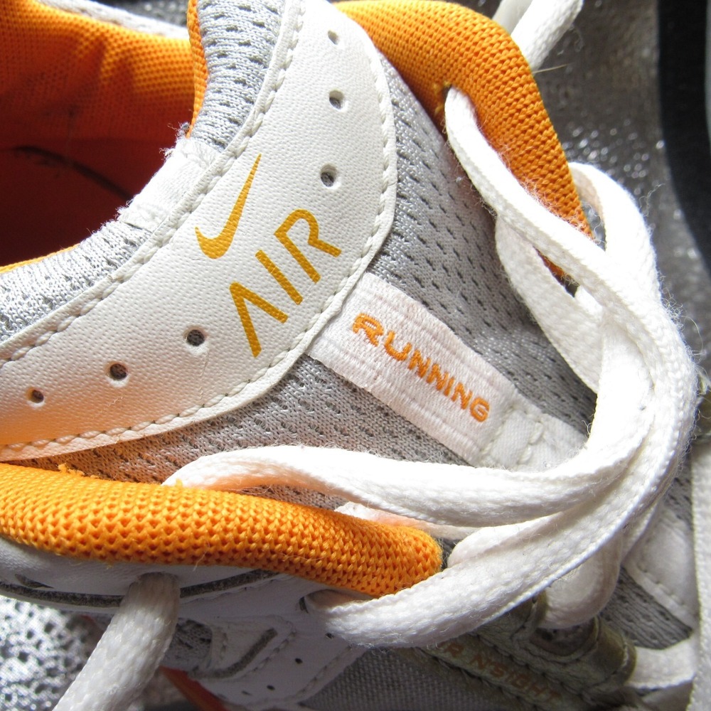 Women's Nike Air Lace-Up Running Shoe 312877-081 2006 Size 9